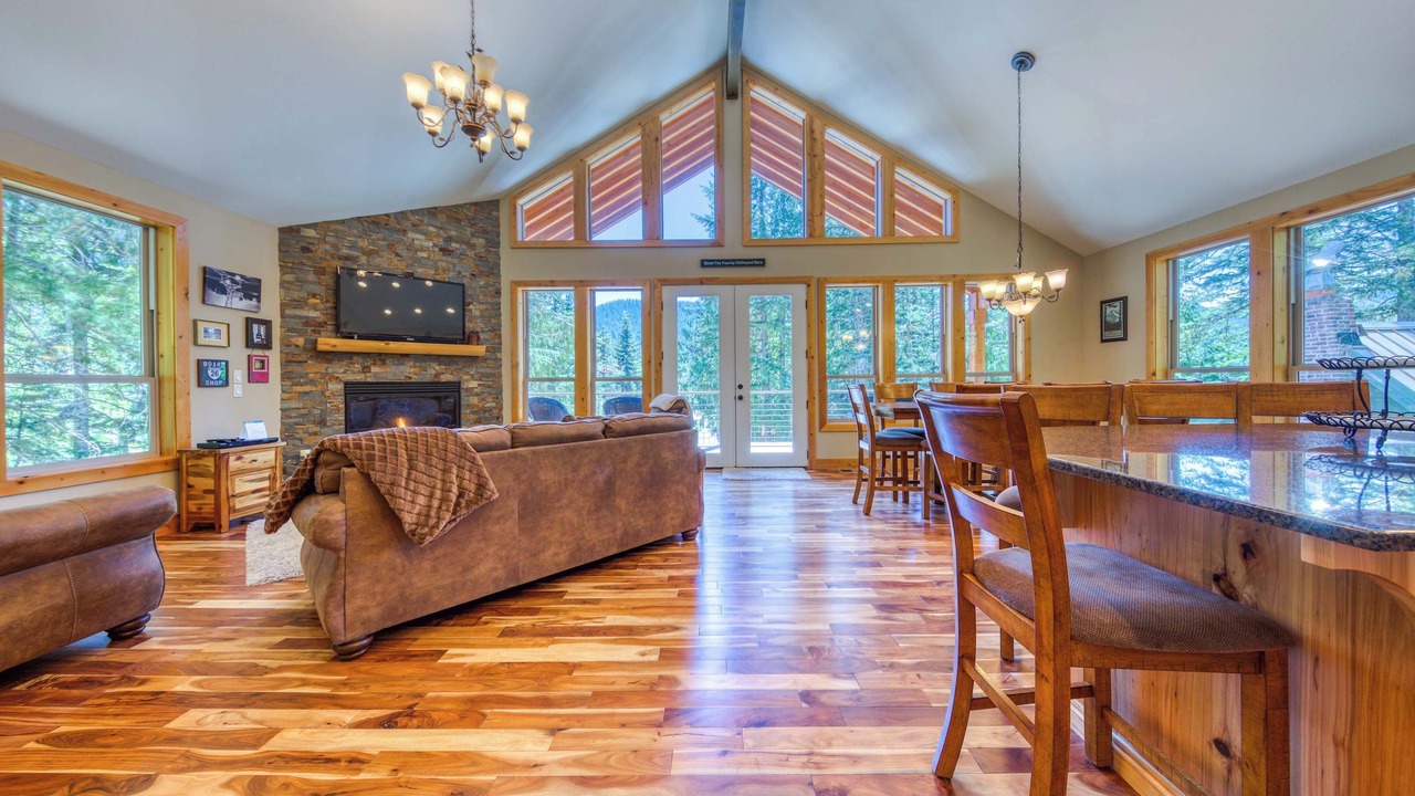 Photo of Livingroom in Government Camp