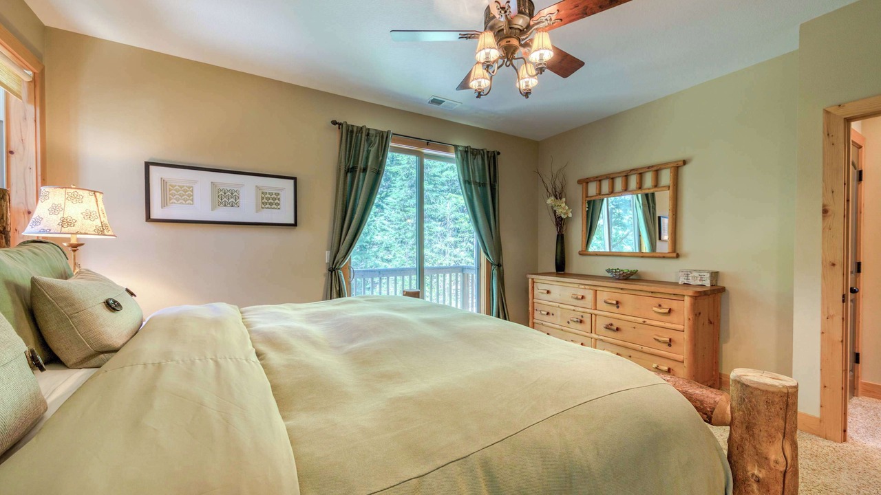 Photo of Bedroom in Government Camp