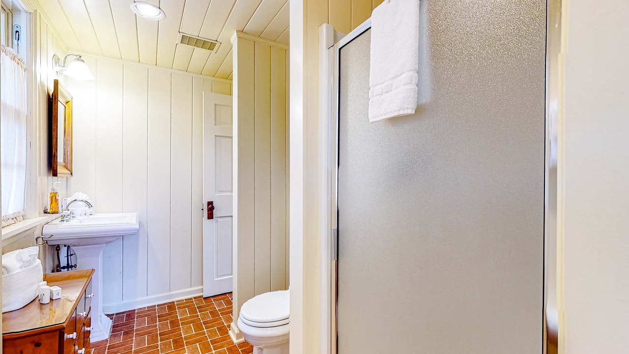 Photo of Bathroom in Seaside