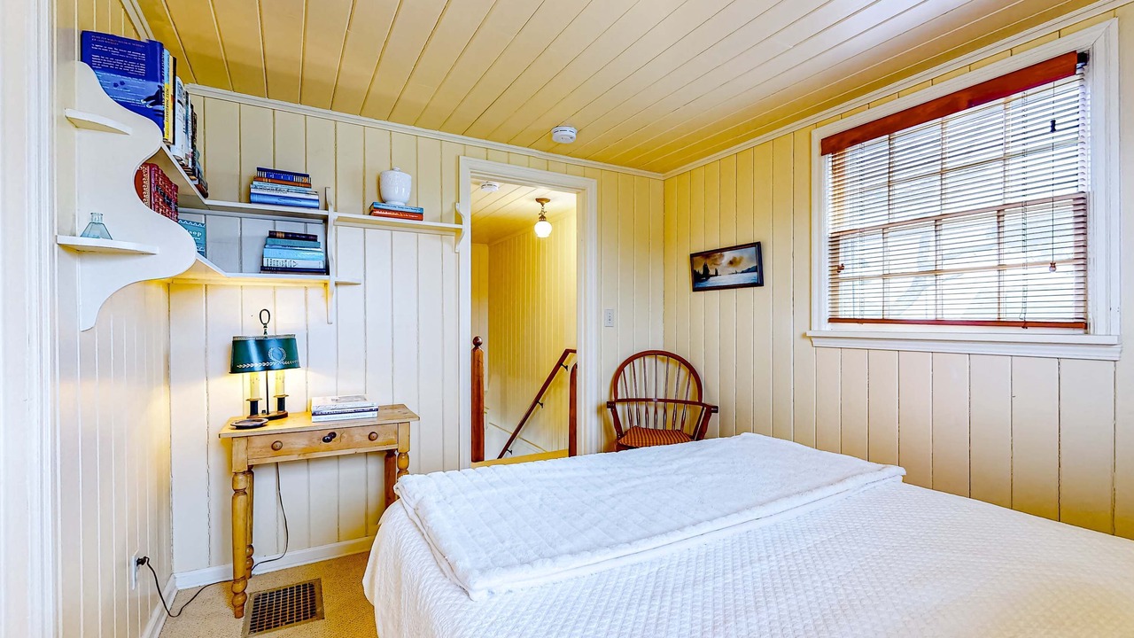 Photo of Bedroom in Seaside