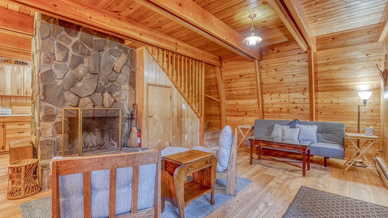 Photo of Livingroom in Government Camp
