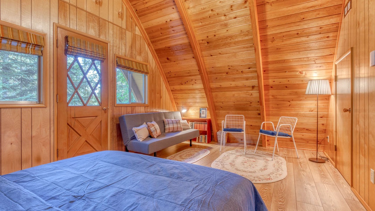 Photo of Bedroom in Government Camp