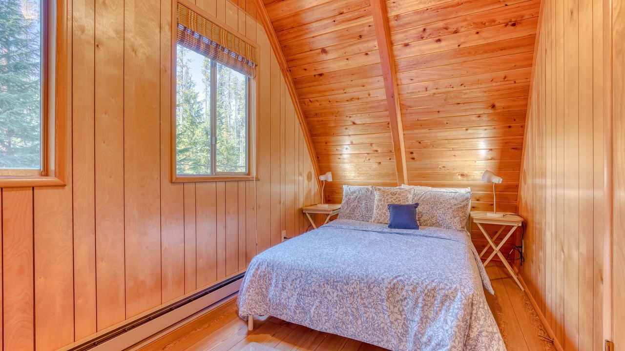 Photo of Bedroom in Government Camp
