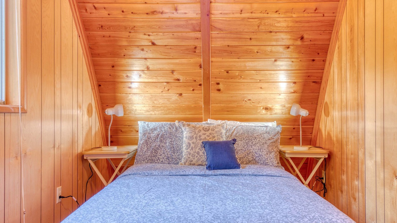 Photo of Bedroom in Government Camp