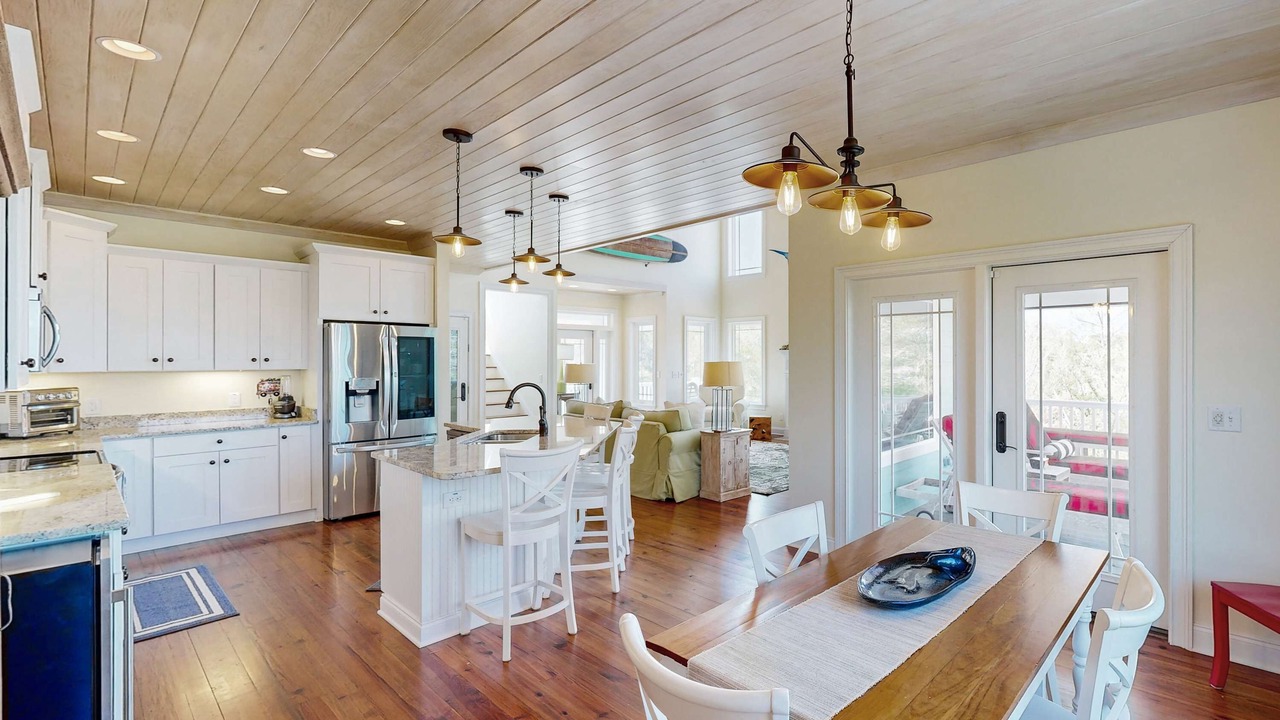 Photo of Others in Edisto Island