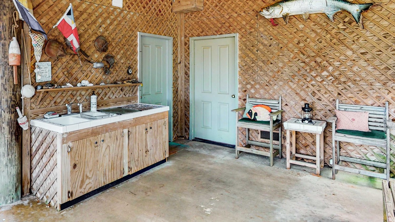 Photo of Others in Edisto Island