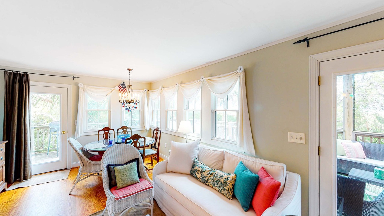 Photo of Livingroom in Edisto Island