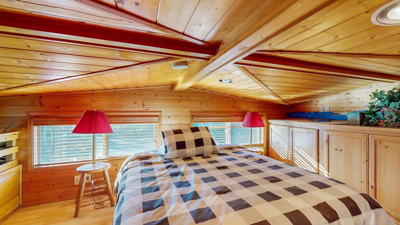 Photo of Bedroom in Brookings