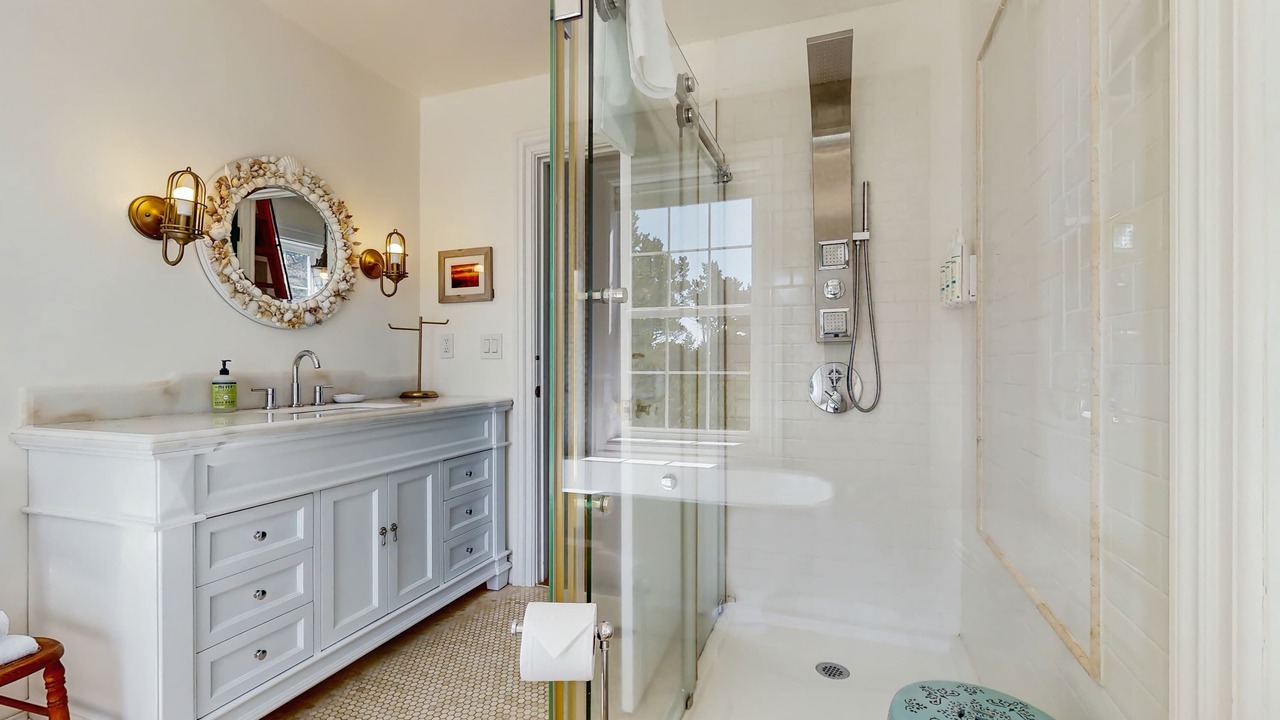 Photo of Bathroom in Agate Beach