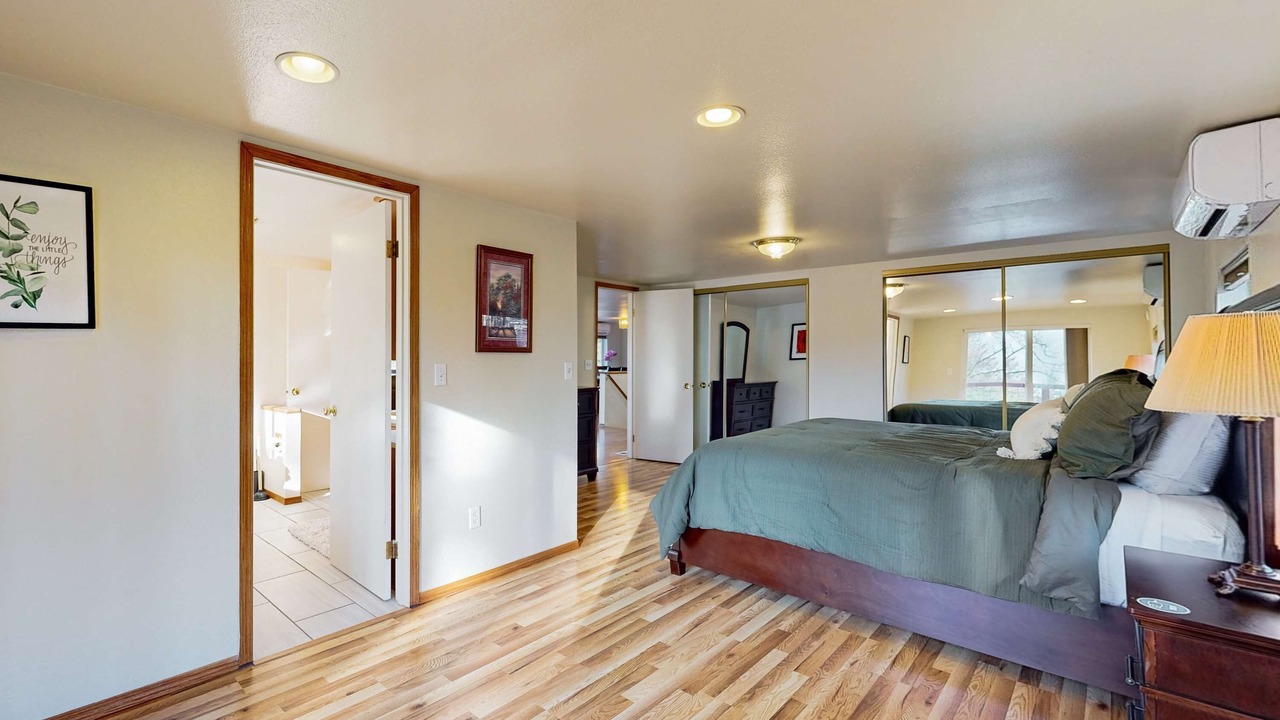 Photo of Bedroom in Stevenson