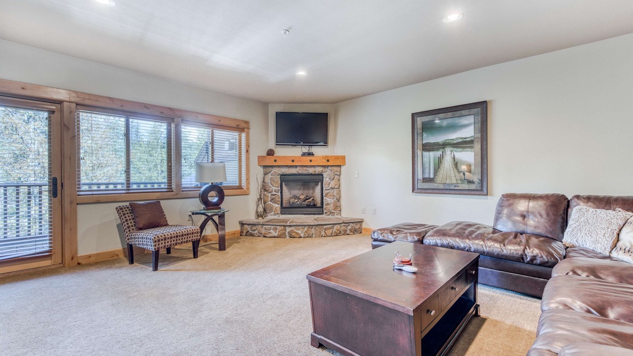 Photo of Livingroom in Government Camp