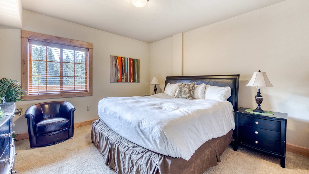 Photo of Bedroom in Government Camp