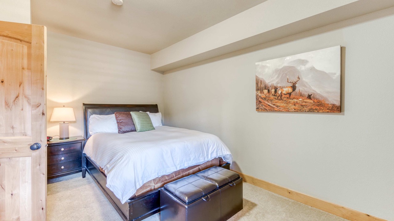 Photo of Bedroom in Government Camp