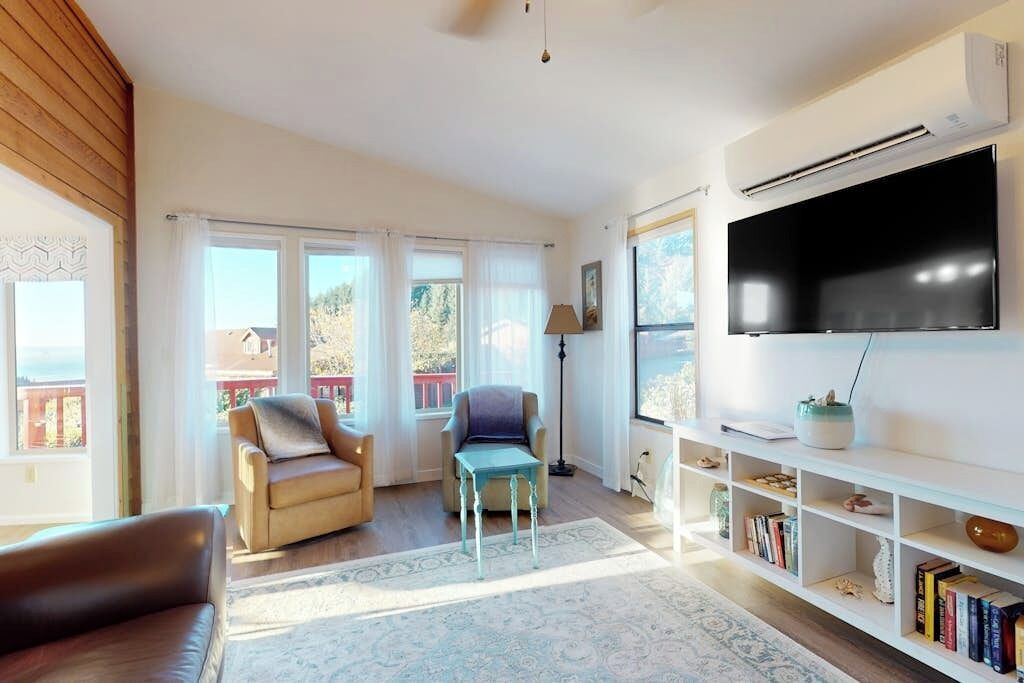 Photo of Livingroom in Brookings