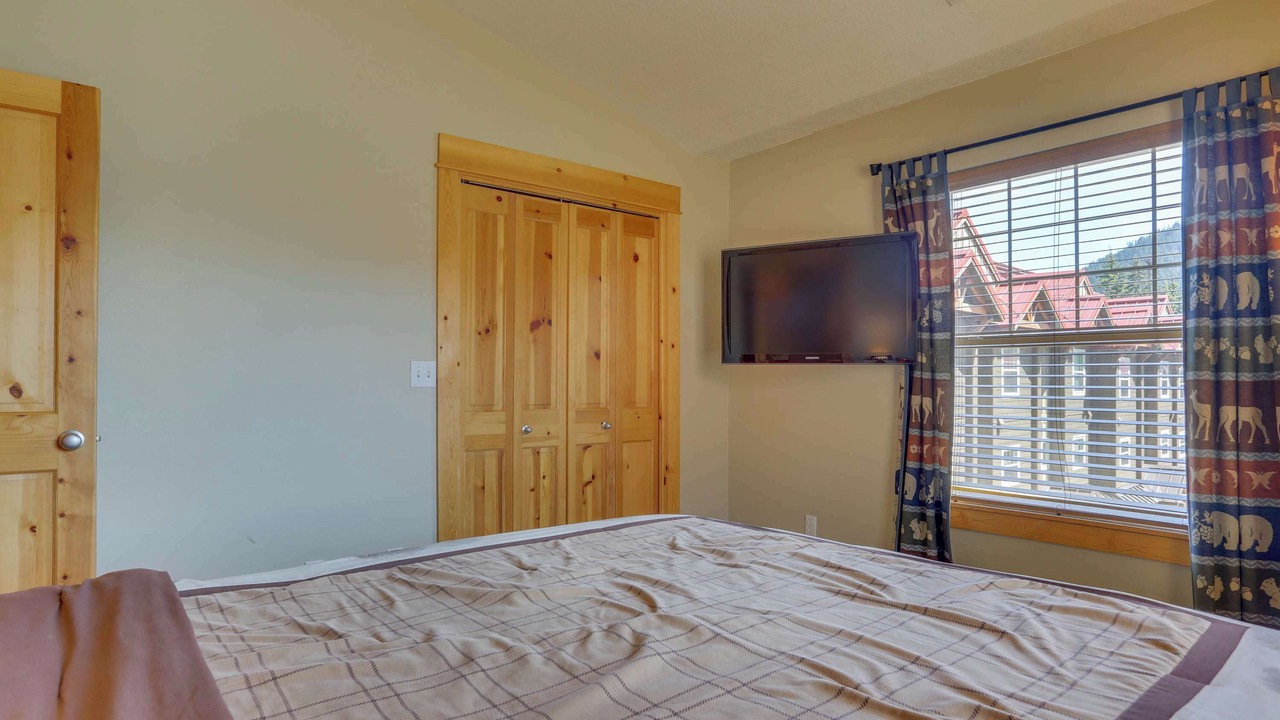 Photo of Bedroom in Government Camp