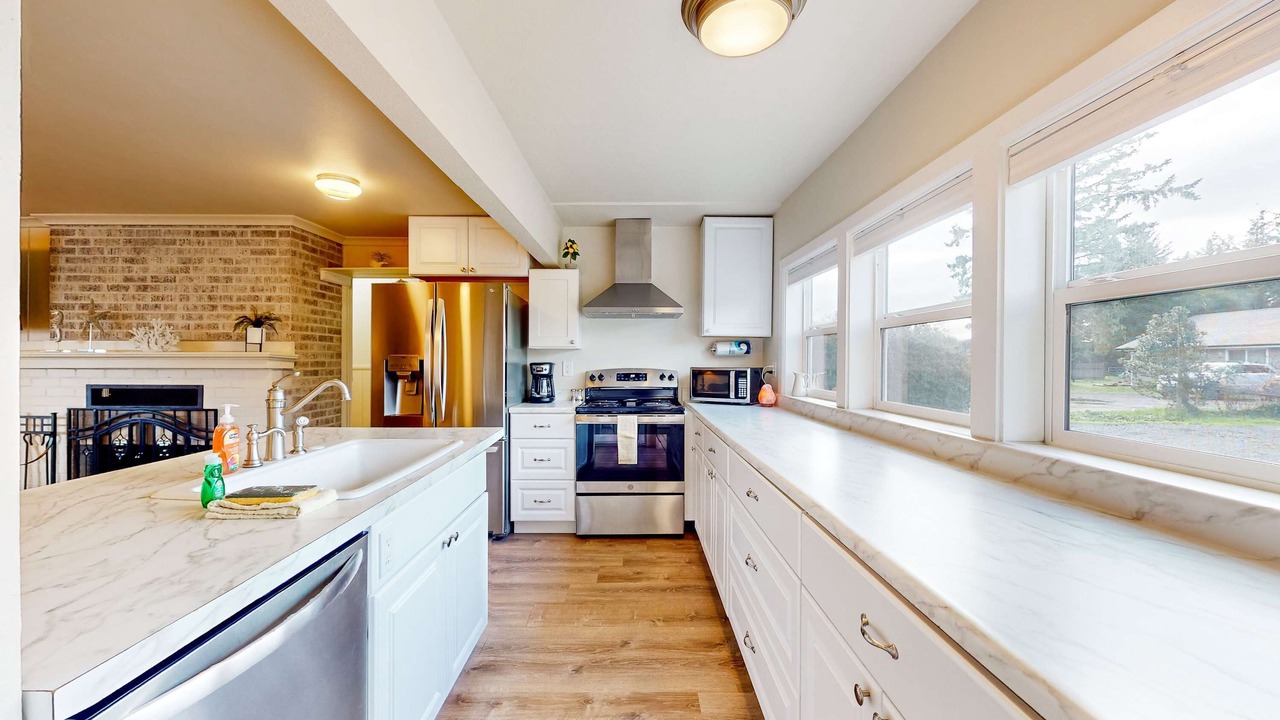 Photo of Kitchen in Waldport