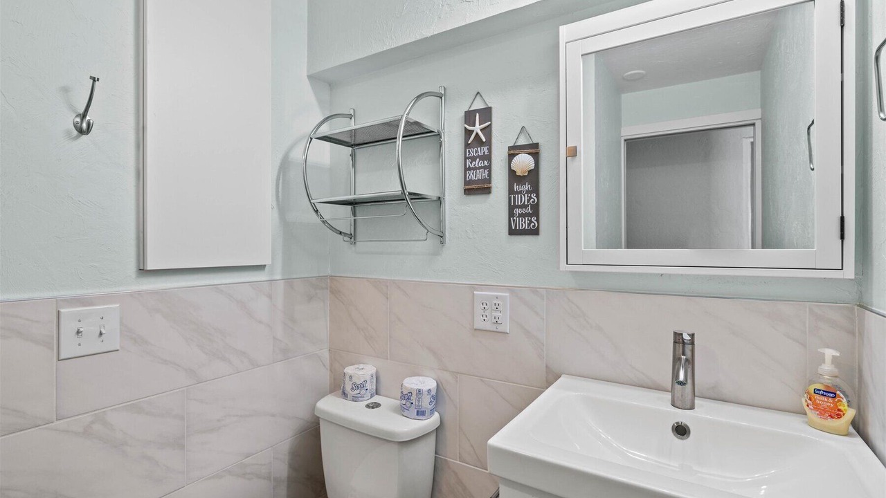 Photo of Bathroom in Arlington Park