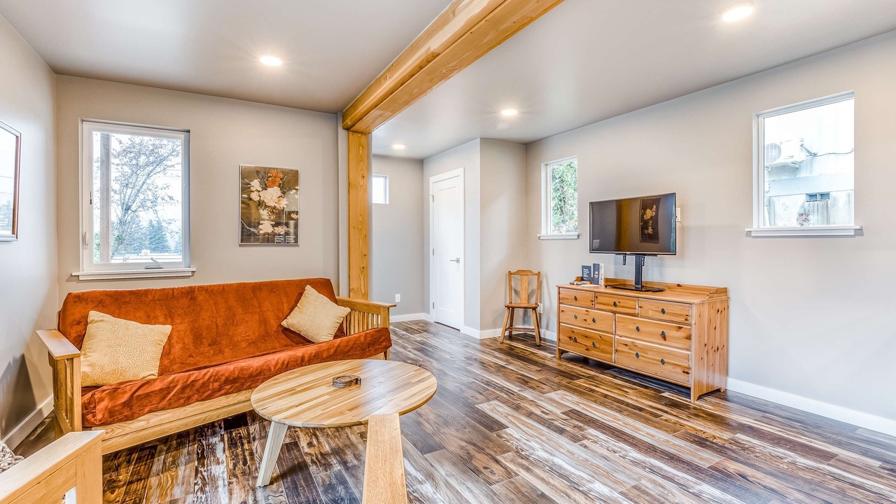 Photo of Livingroom in Cascade Locks