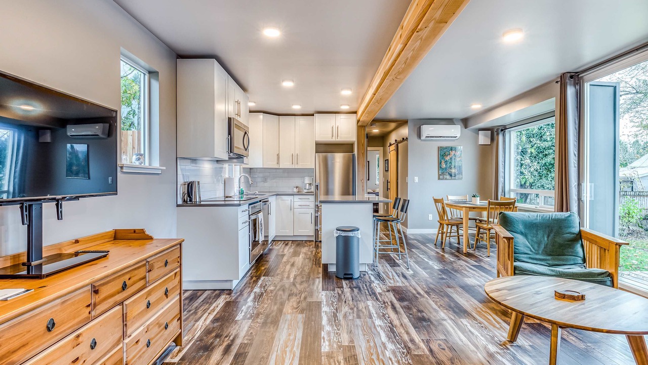 Photo of Kitchen in Cascade Locks