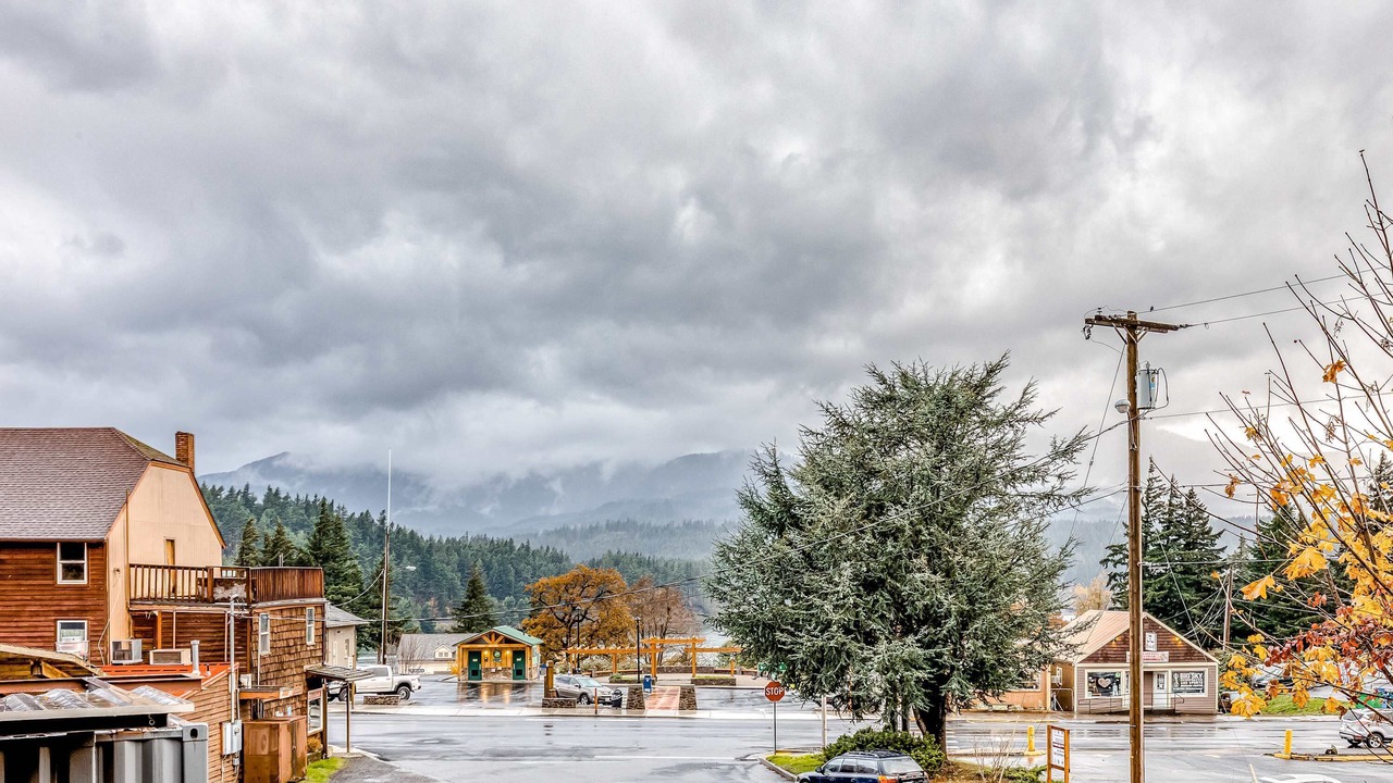 Photo of Others in Cascade Locks