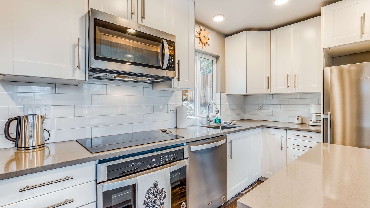 Photo of Kitchen in Cascade Locks