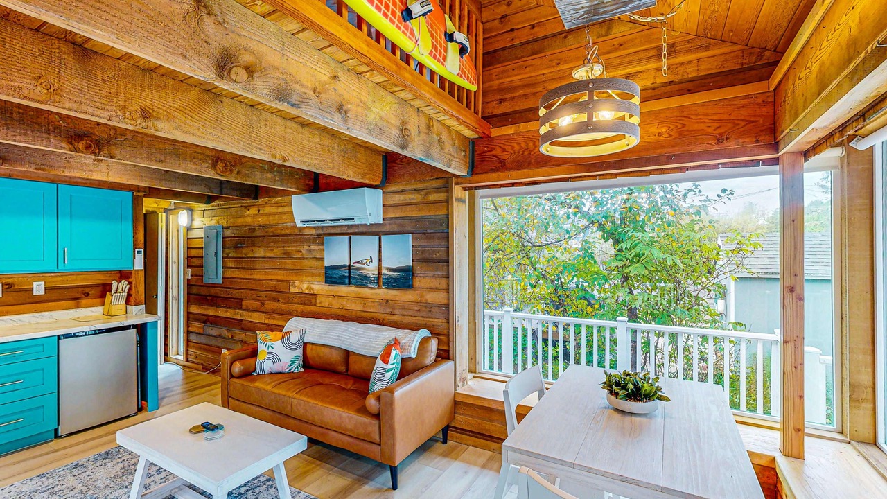 Photo of Livingroom in Manzanita