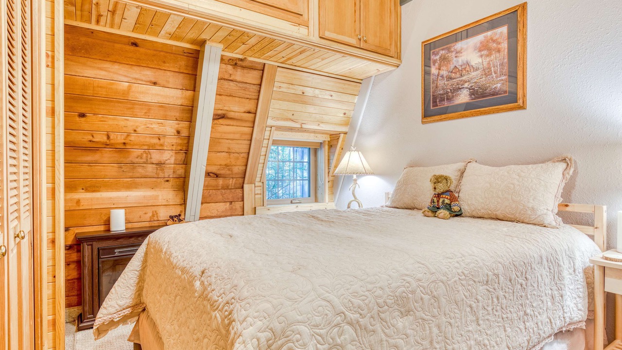 Photo of Bedroom in Marmot