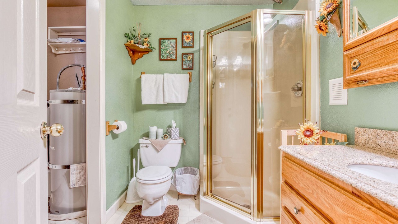 Photo of Bathroom in Marmot