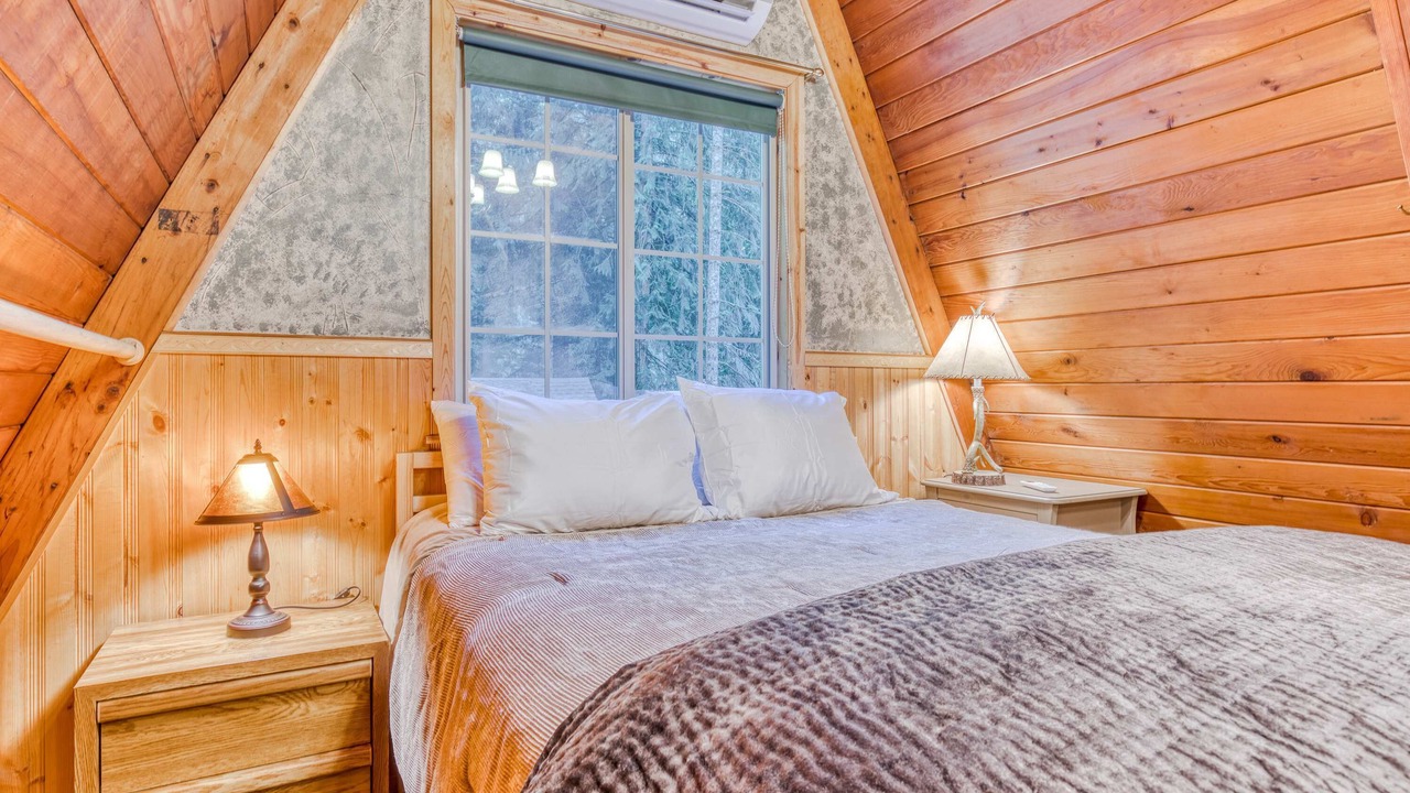 Photo of Bedroom in Marmot