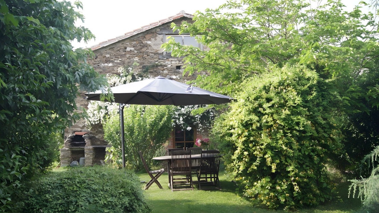 Photo of Outdoor in Andouque