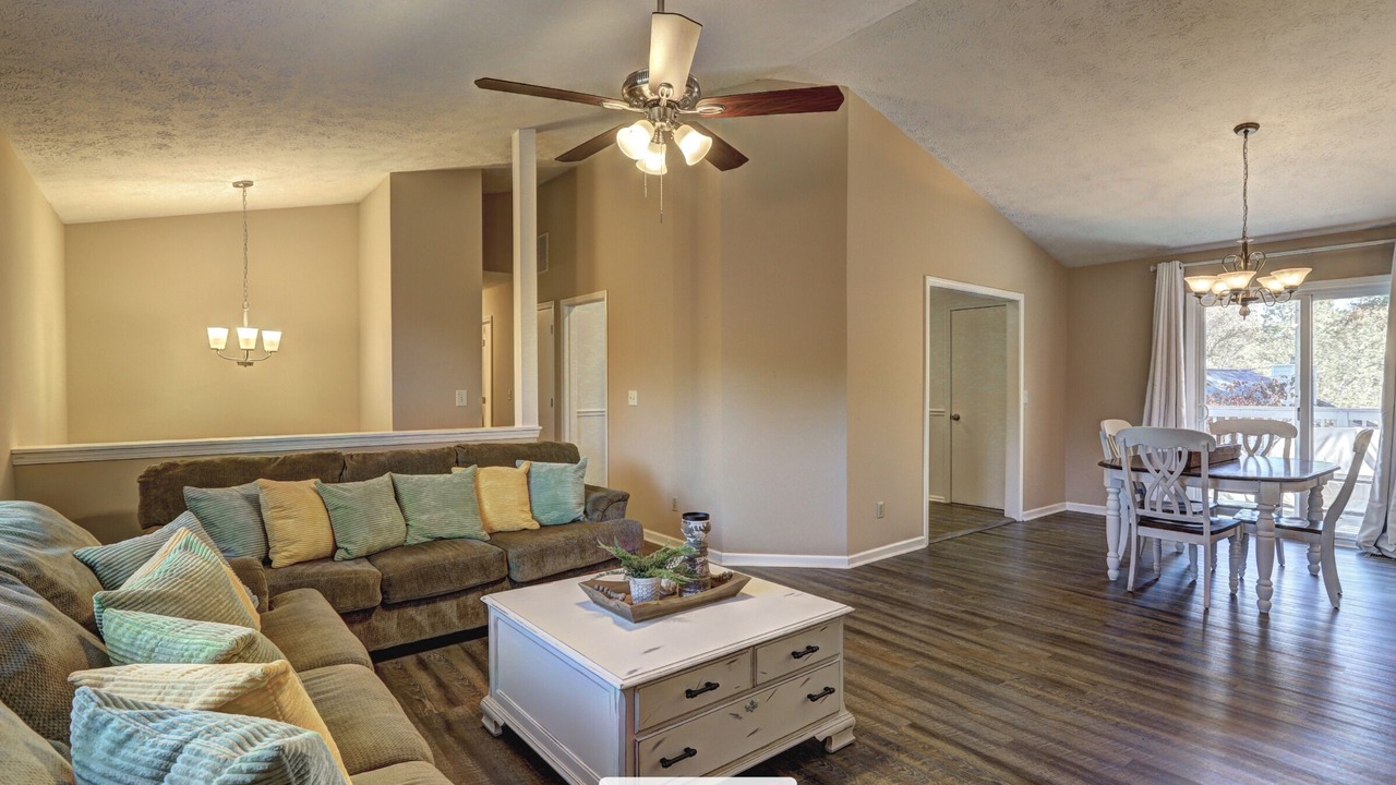 Photo of Livingroom in Woodstock
