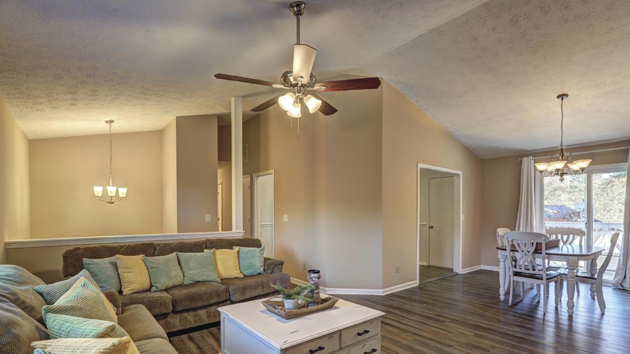 Photo of Livingroom in Woodstock