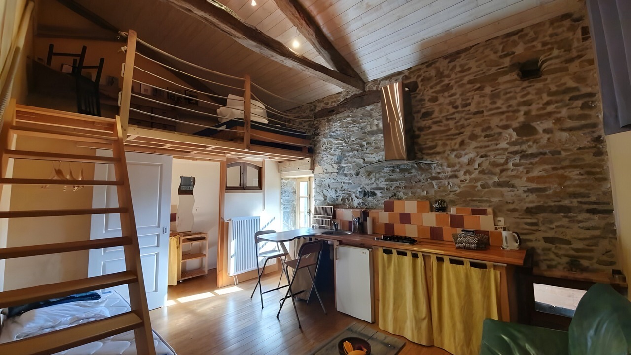 Photo of Bedroom in Andouque