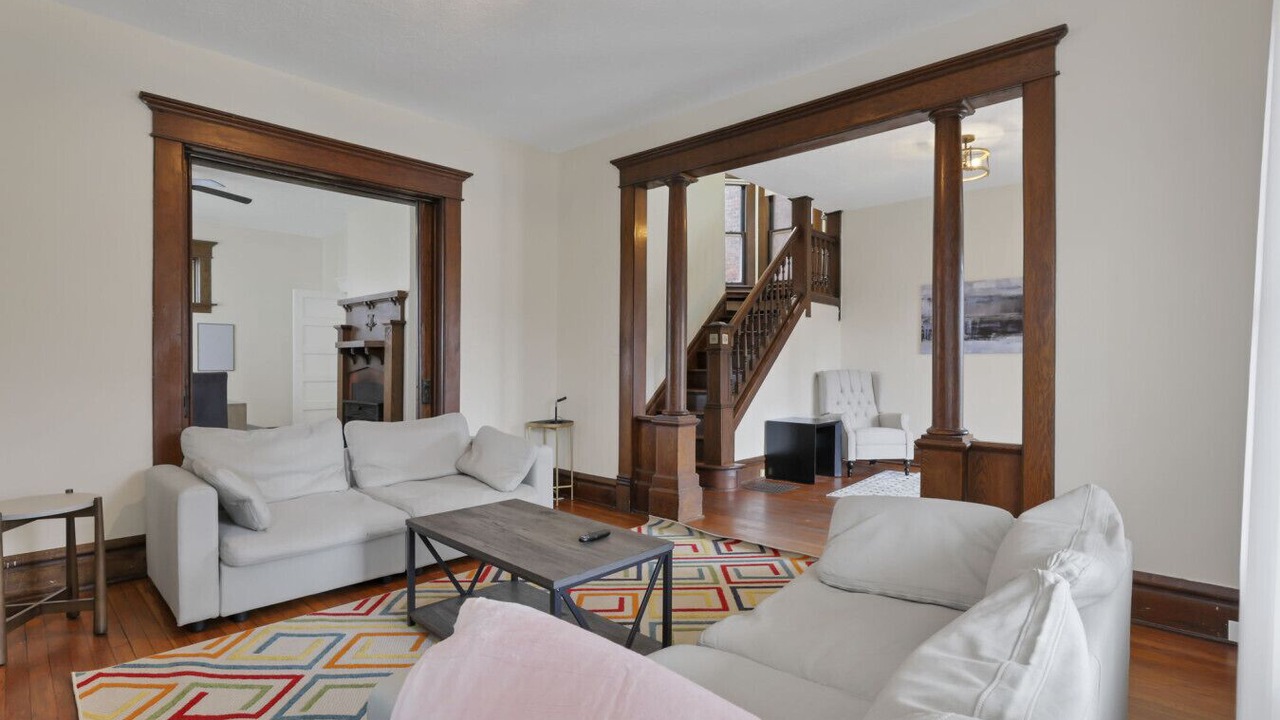 Photo of Livingroom in Franklin Park