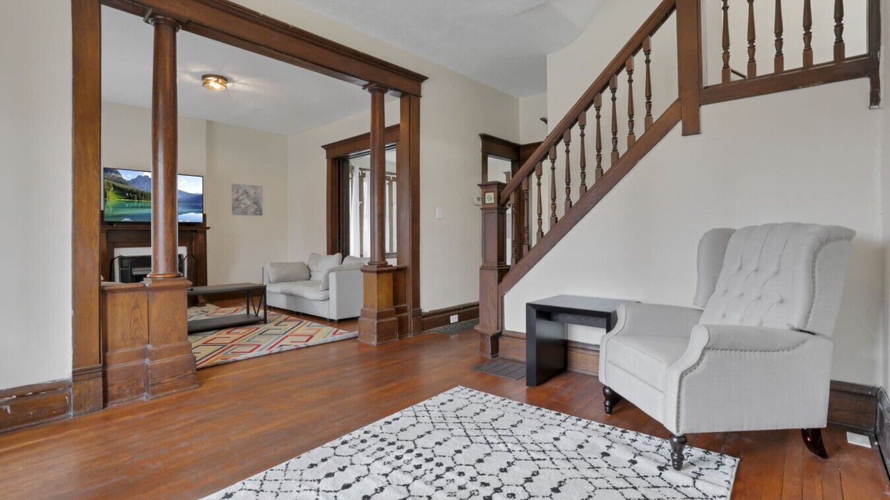 Photo of Livingroom in Franklin Park