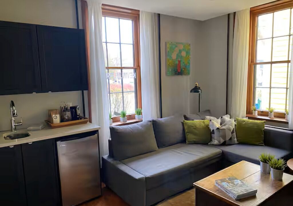 Photo of Livingroom in Elora