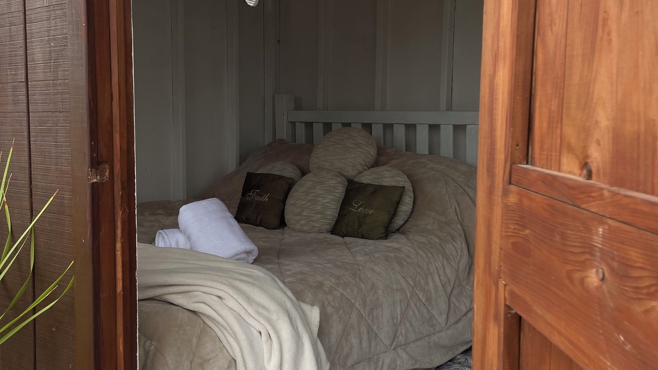 Photo of Bedroom in West Lincoln