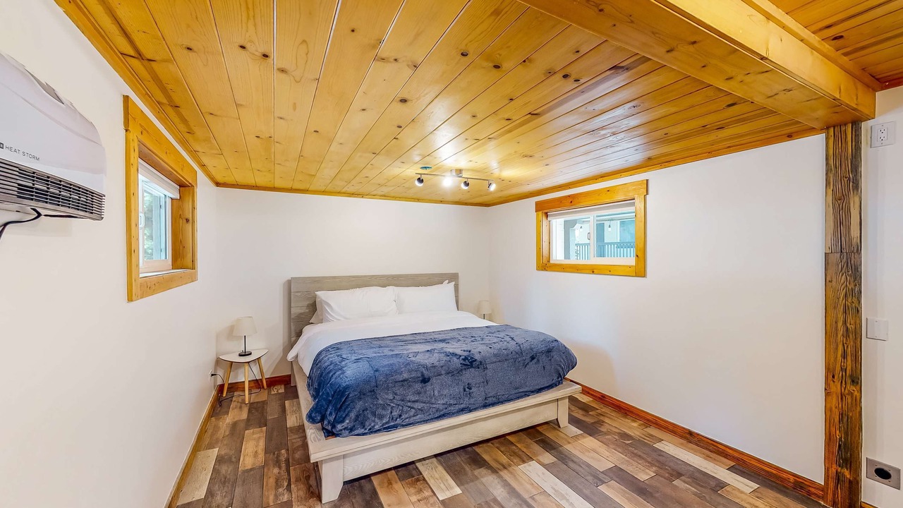 Photo of Bedroom in Kings Beach