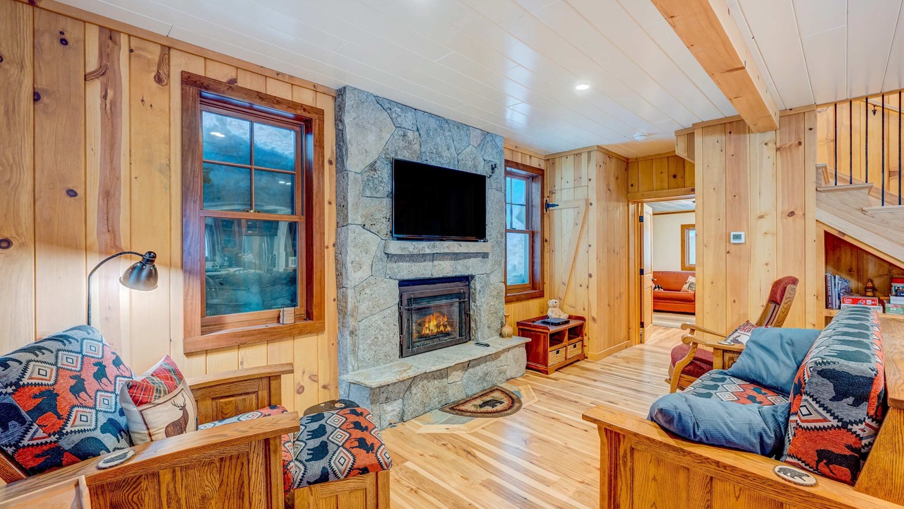 Photo of Livingroom in Tahoe Pines