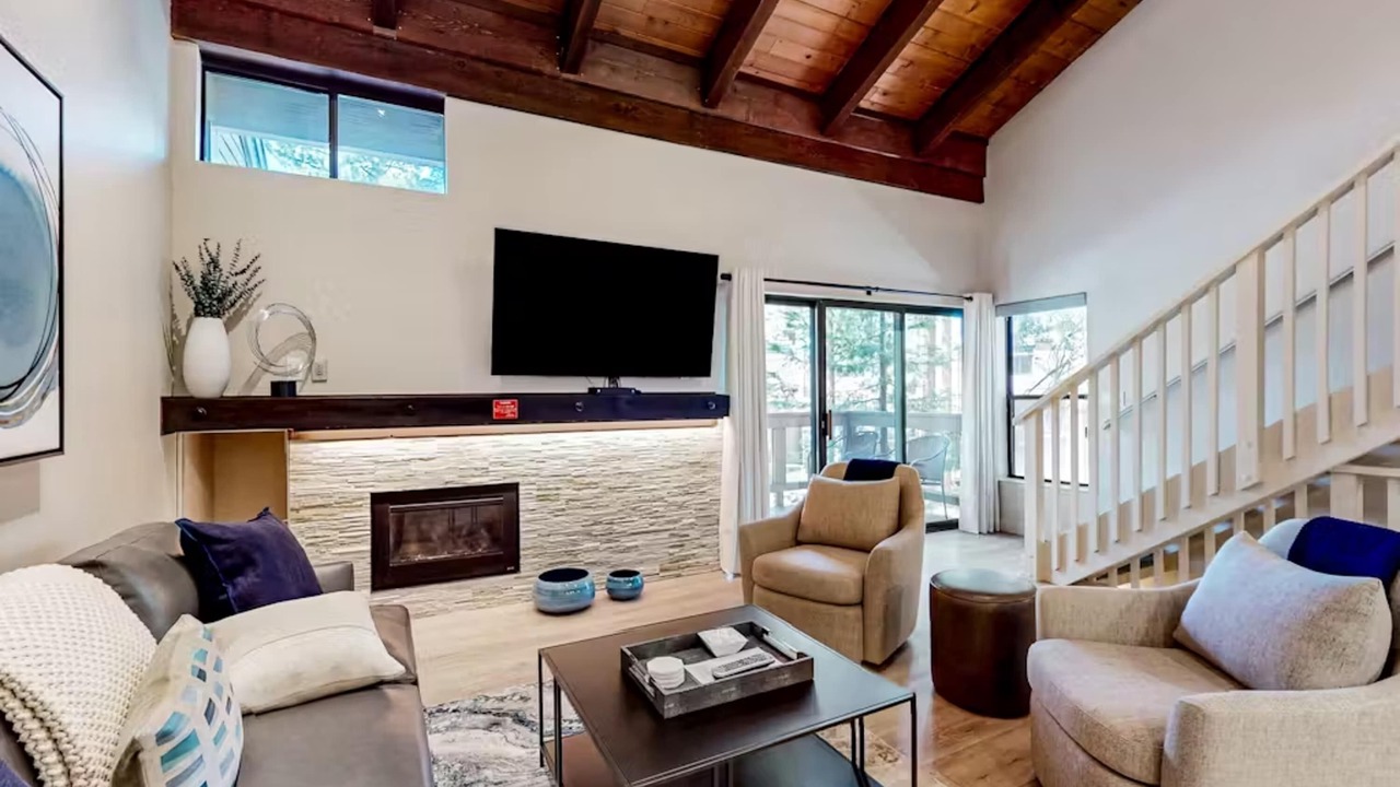 Photo of Livingroom in South Lake Tahoe