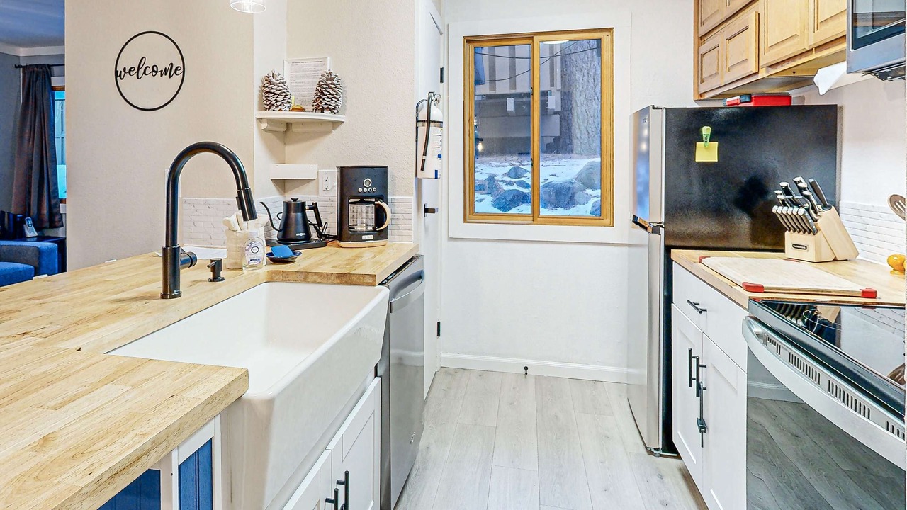 Photo of Kitchen in Tahoya Shores