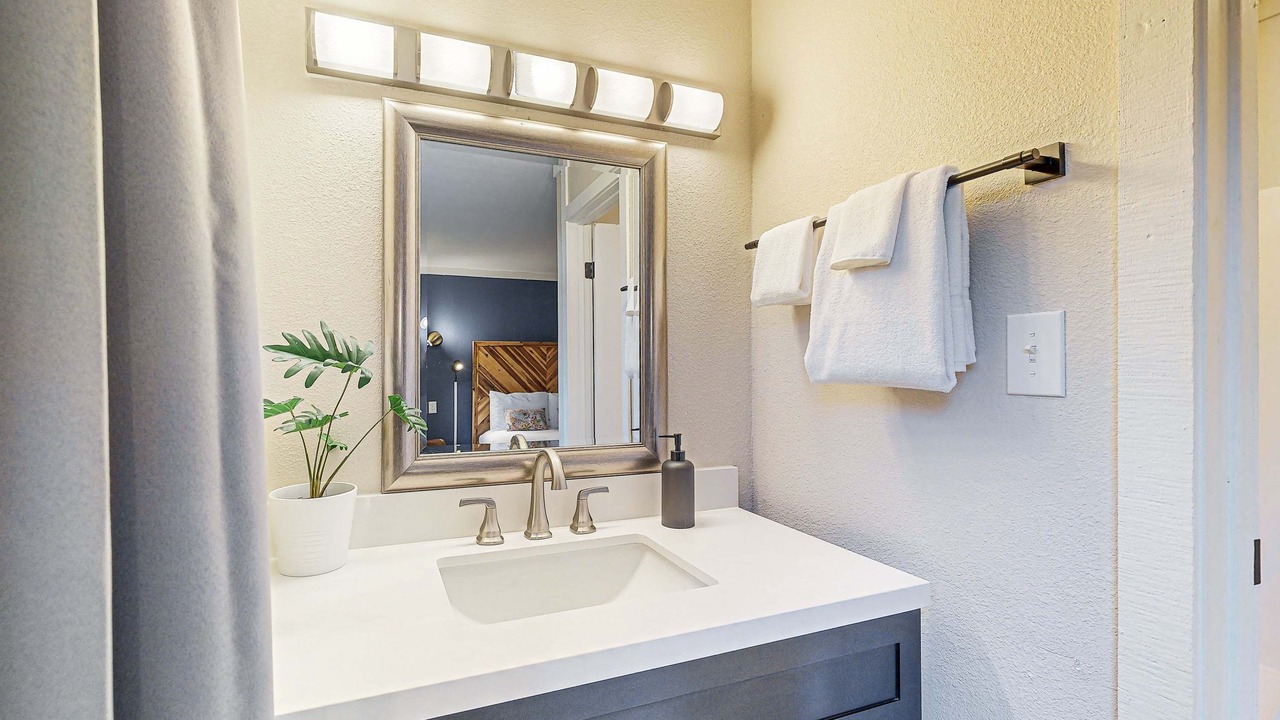 Photo of Bathroom in Tahoya Shores