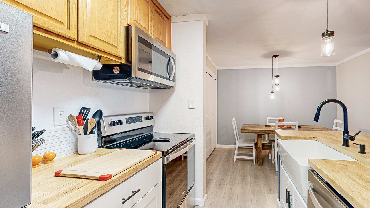 Photo of Kitchen in Tahoya Shores