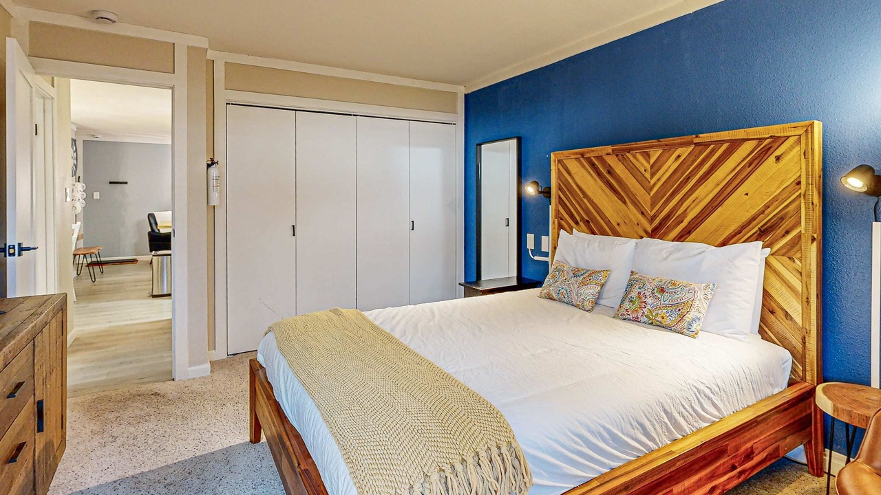 Photo of Bedroom in Tahoya Shores
