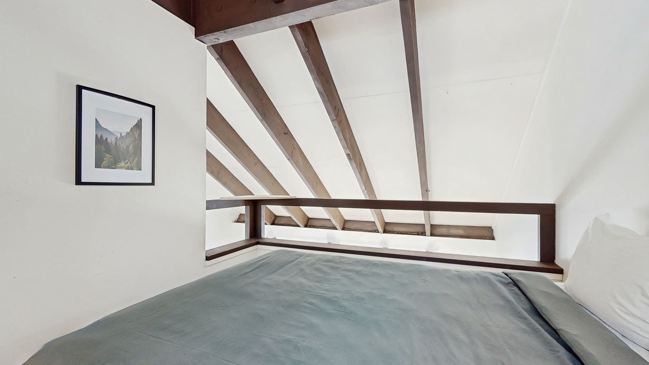 Photo of Bedroom in Dollar Point