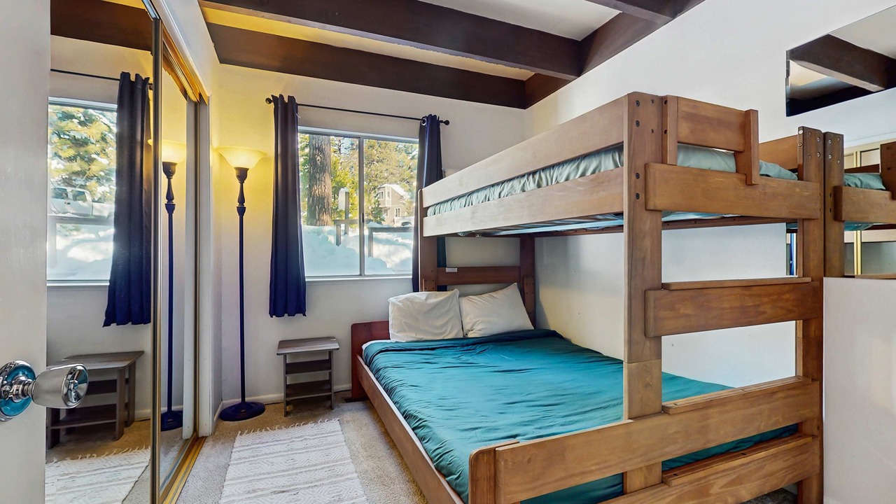 Photo of Bedroom in Dollar Point