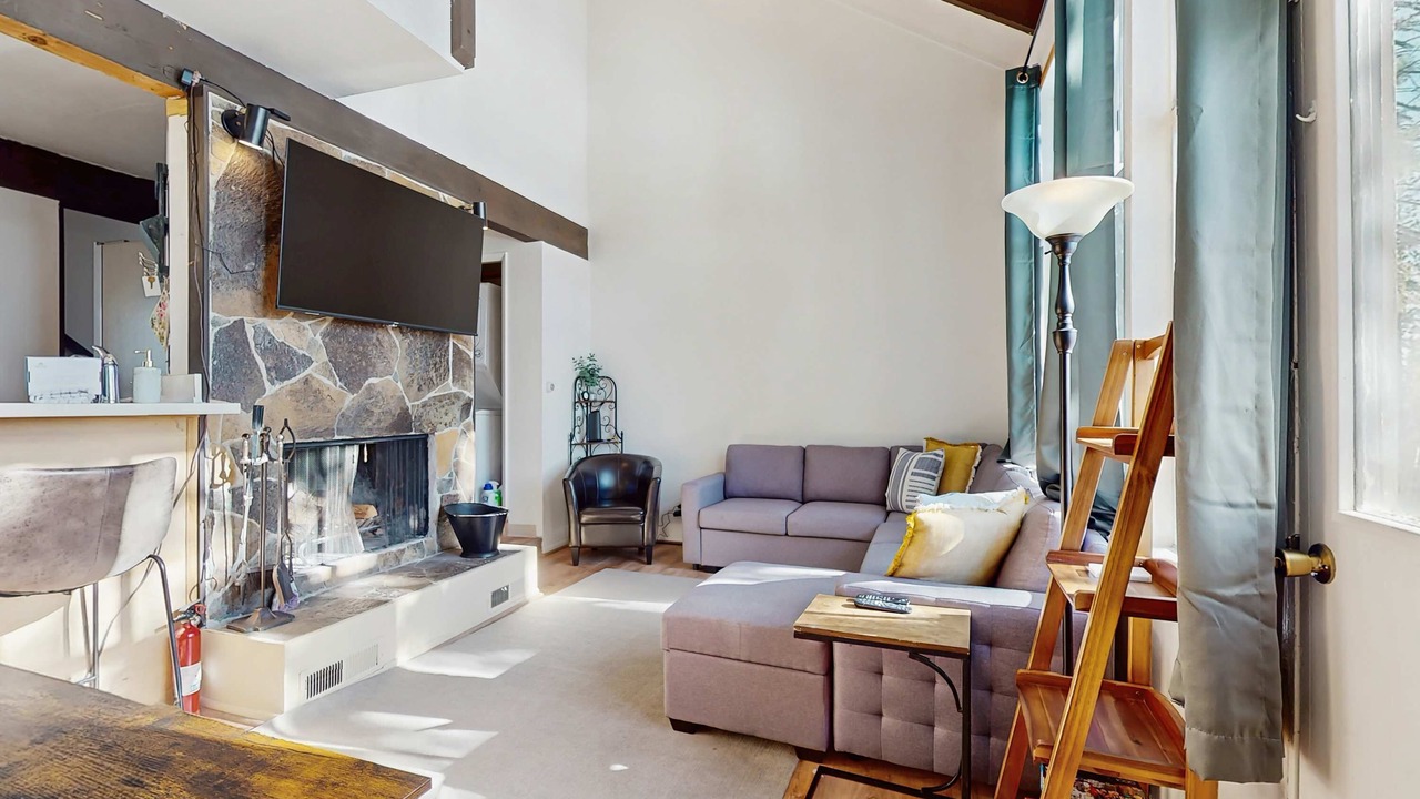 Photo of Livingroom in Dollar Point