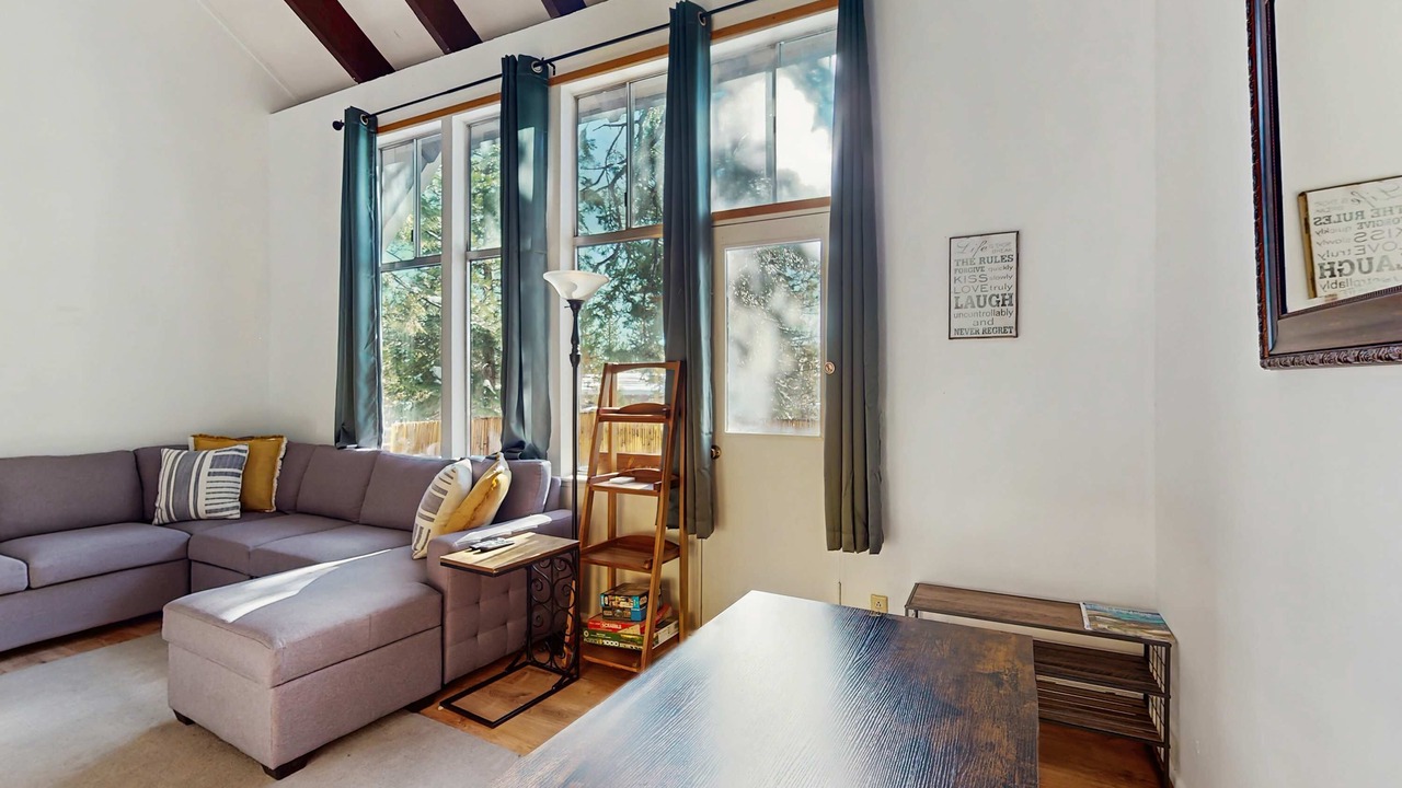 Photo of Livingroom in Dollar Point