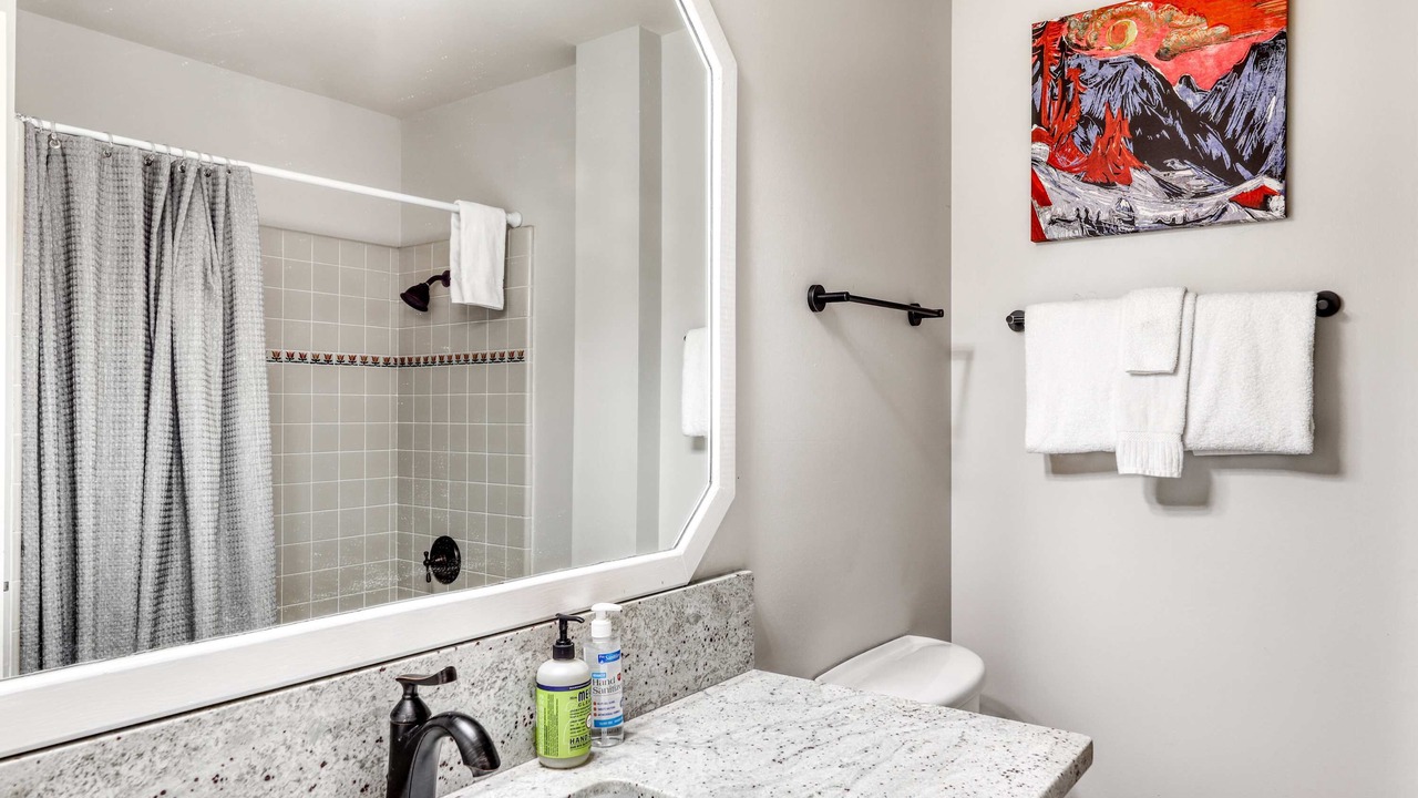 Photo of Bathroom in Round Hill Village