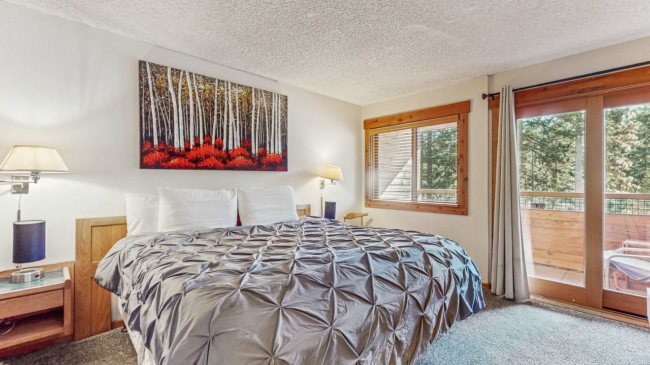 Photo of Bedroom in Tahoe Woods